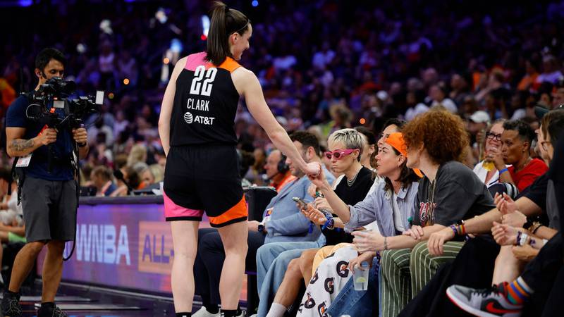 Aubrey Plaza among the crowd at the WNBA All Star Game