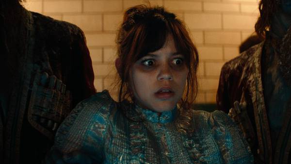 Jenna Ortega shows off Wednesday's sharp tongue — and dance moves — in new 'Beetlejuice Beetlejuice' trailer