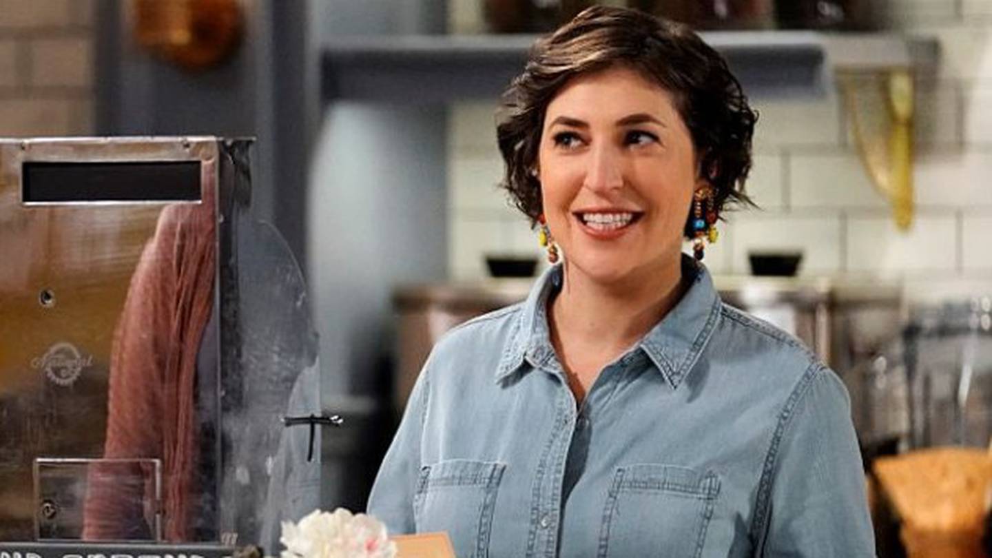 Mayim Bialik's 'Call Me Kat' will feature a 'Blossom' reunion 95.1 WAPE