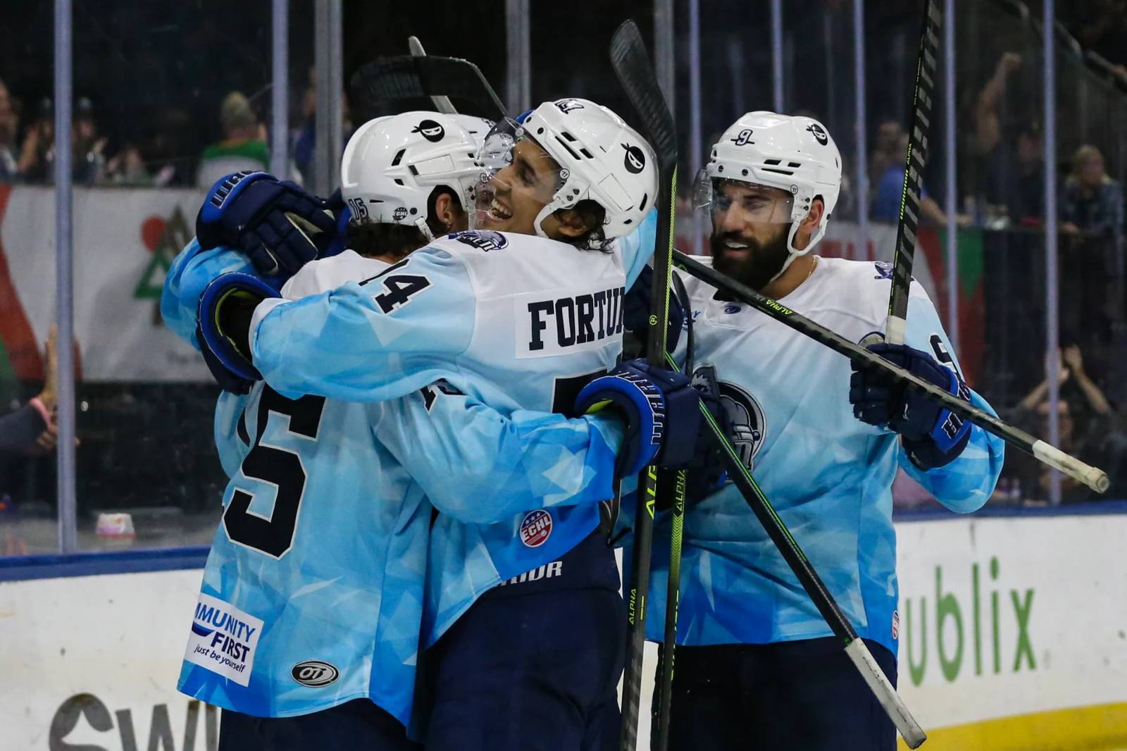 SPOTLIGHT Icemen open up Kelly Cup Playoffs at home 95.1 WAPE